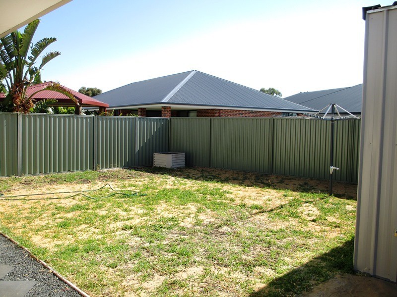 95 Moondyne Ramble, Ravenswood WA 6208