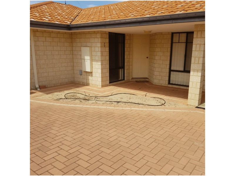 6 Ebony Court, Halls Head WA 6210