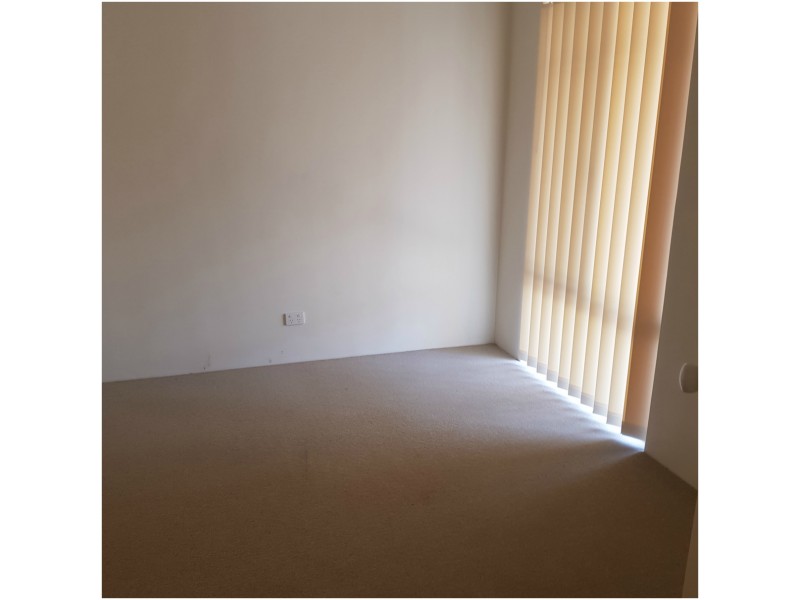 6 Ebony Court, Halls Head WA 6210