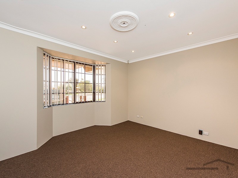 218 McLarty Road, Halls Head WA 6210