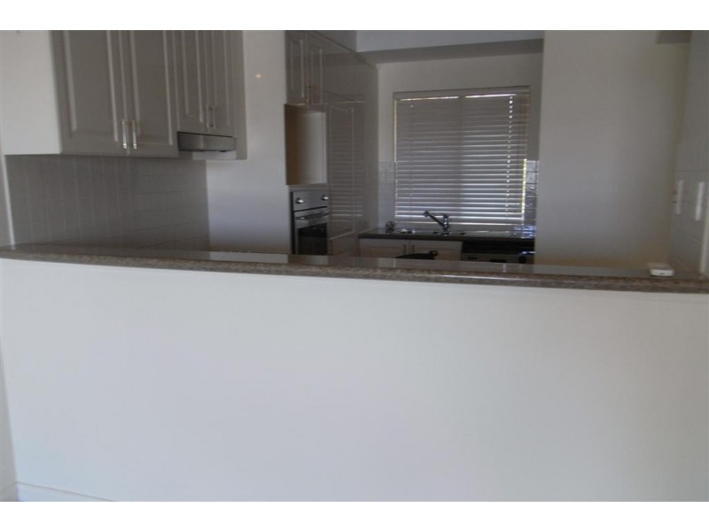 33/37 Dolphin Drive, Mandurah WA 6210