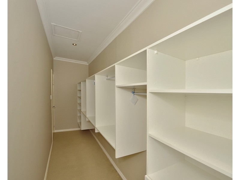 4/1 Florian Mews, Mandurah WA 6210