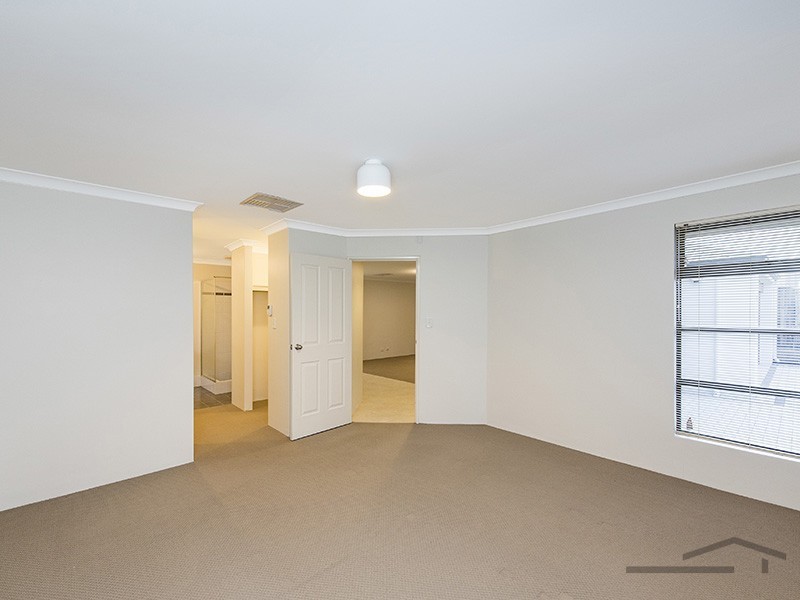 32 Seascapes Boulevard, Halls Head WA 6210