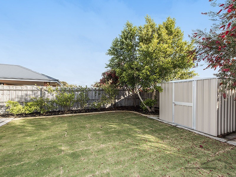 32 Seascapes Boulevard, Halls Head WA 6210