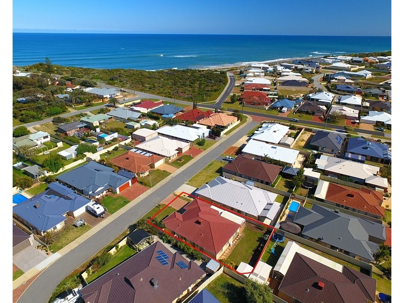 10 Dalwallinu Terrace, Dawesville WA 6211