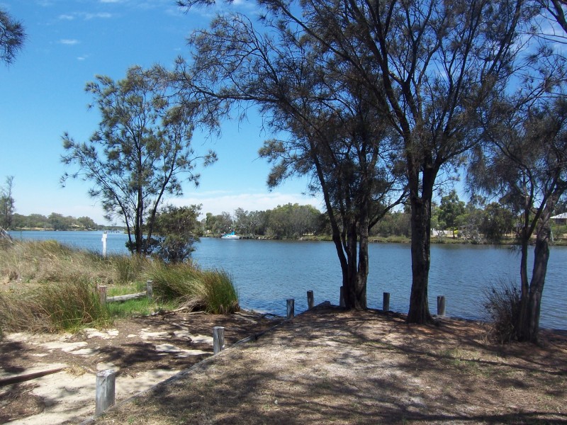 60 Riverside Drive, Furnissdale WA 6209