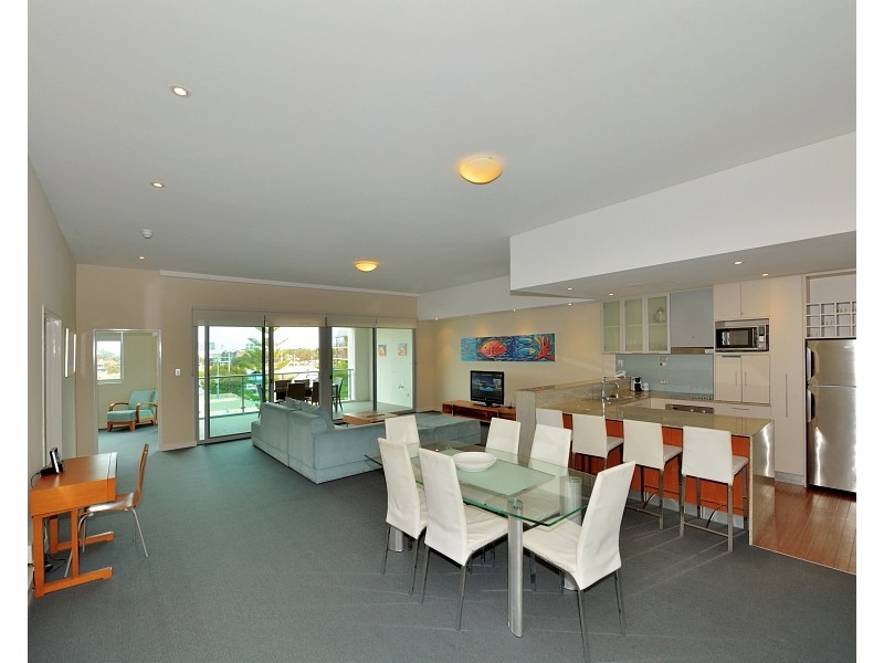 3206/16 Dolphin Drive, Mandurah WA 6210