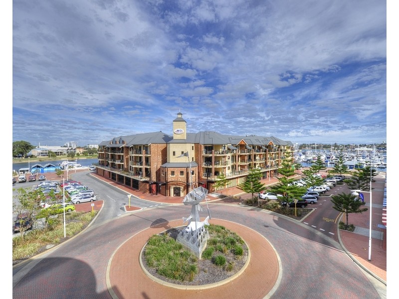 3206/16 Dolphin Drive, Mandurah WA 6210