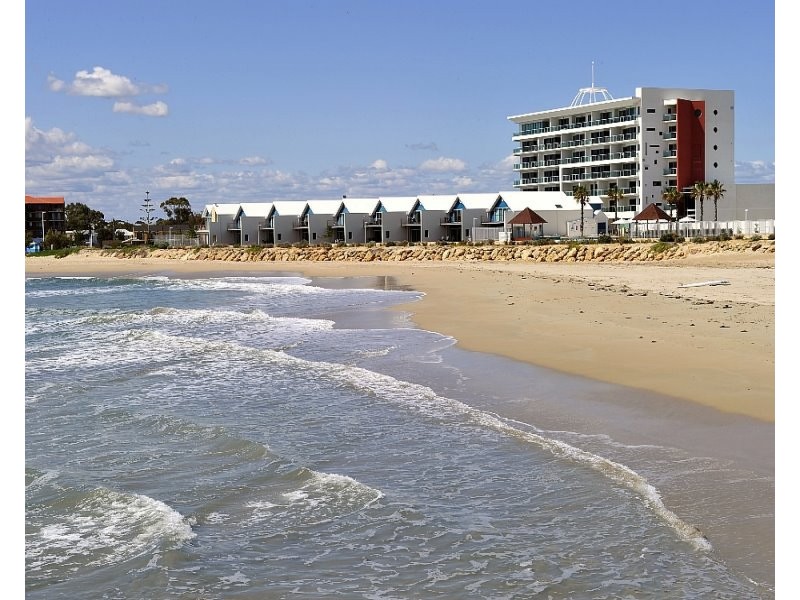 3206/16 Dolphin Drive, Mandurah WA 6210