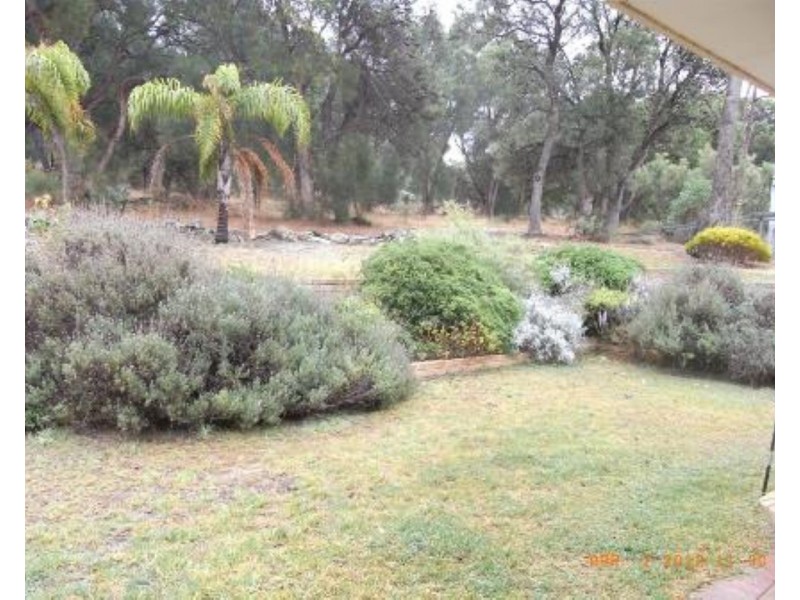 10 Yalgorup Drive, Bouvard WA 6211