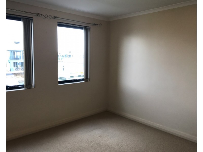 9/206 Mary Street, Halls Head WA 6210