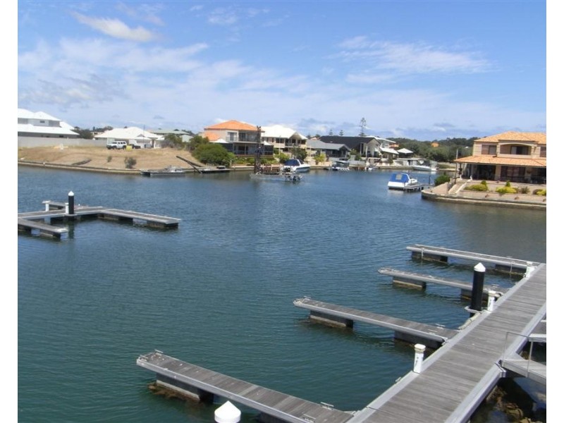 9/206 Mary Street, Halls Head WA 6210