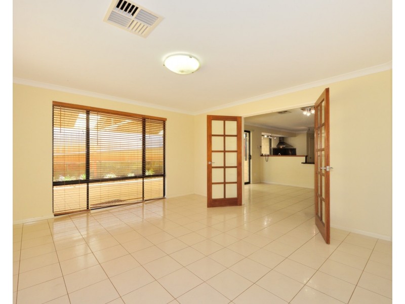 20 Cranbrook Crescent, Dawesville WA 6211