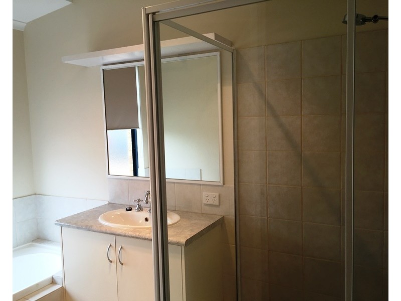 50 Carissa Turn, Halls Head WA 6210