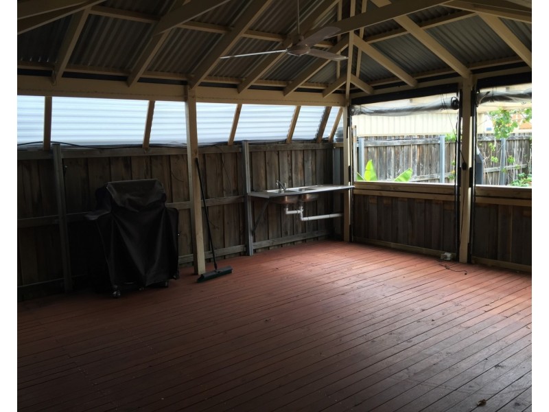 50 Carissa Turn, Halls Head WA 6210