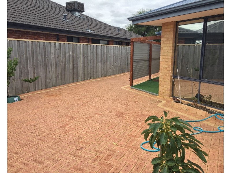 50 Carissa Turn, Halls Head WA 6210