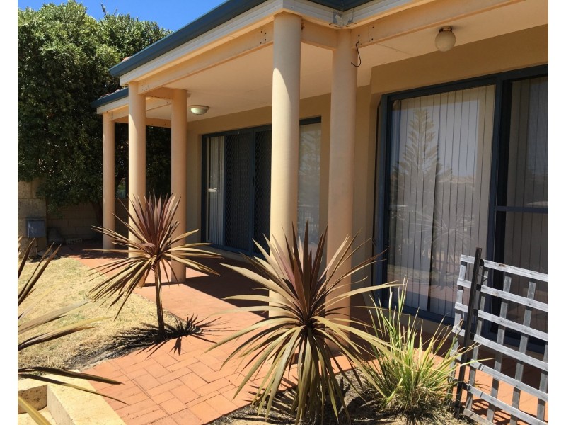 55 Batavia Avenue, Mandurah WA 6210