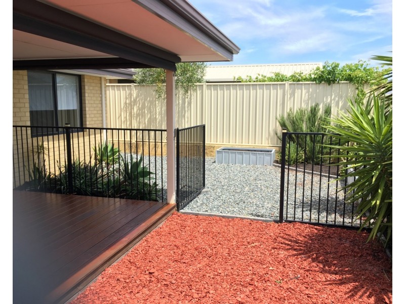 23 Dowerin Circuit, Lakelands WA 6180