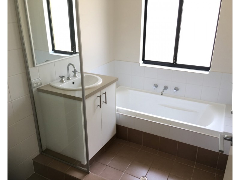 23 Dowerin Circuit, Lakelands WA 6180