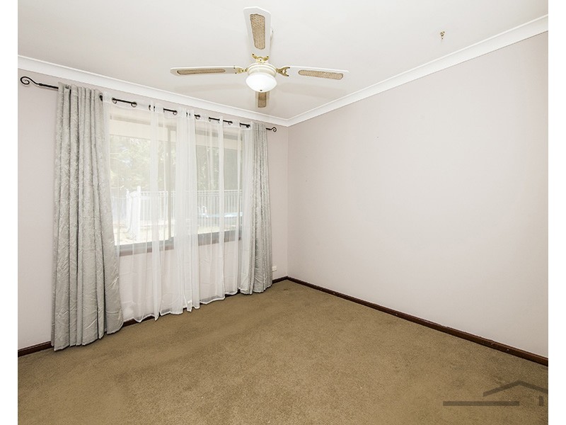 4 Marungi Way, Greenfields WA 6210