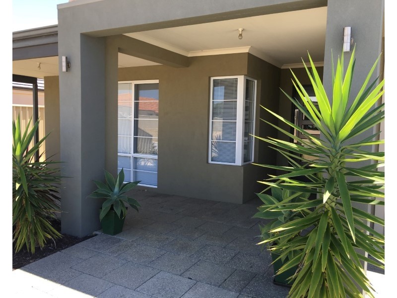 12 Joshua Carrol Street, Madora Bay WA 6210