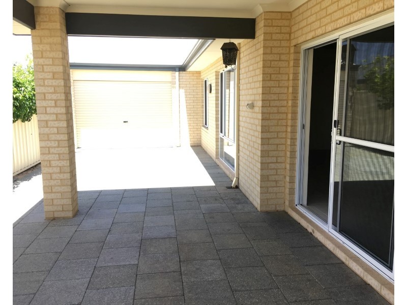 12 Joshua Carrol Street, Madora Bay WA 6210