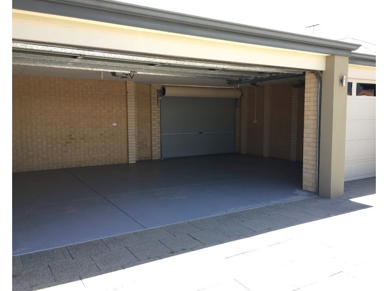 12 Joshua Carrol Street, Madora Bay WA 6210