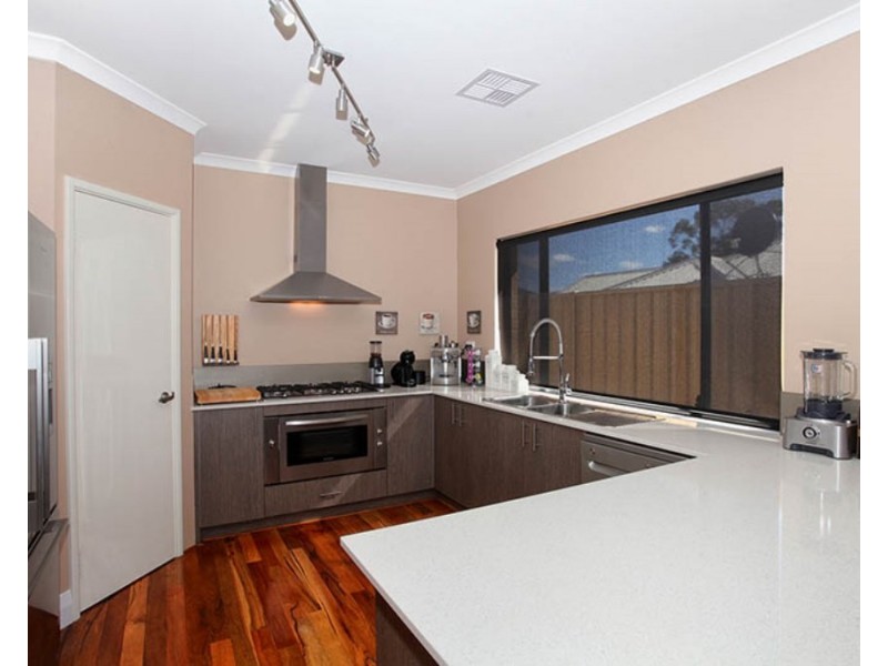 3 Badgerup Avenue, Lakelands WA 6180