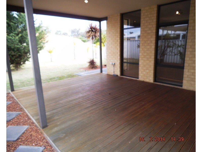 71 Nottely Crescent, Secret Harbour WA 6173