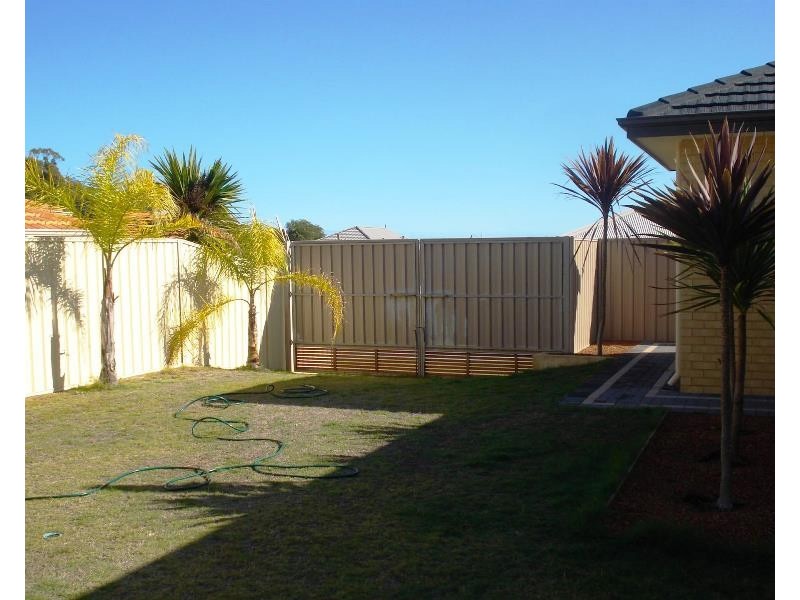 71 Nottely Crescent, Secret Harbour WA 6173