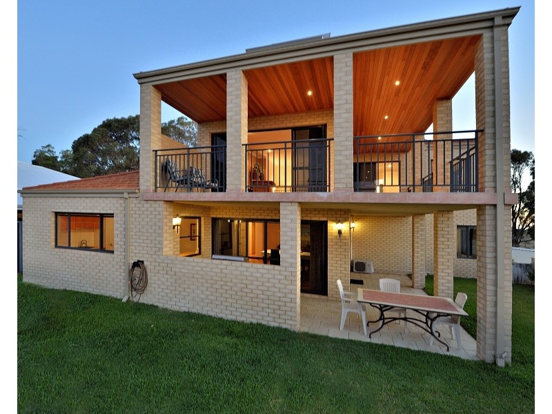 38 Madora Beach Road, Madora Bay WA 6210