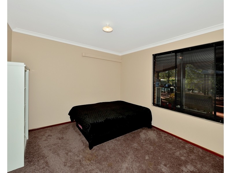 2 Crescent Drive, Bouvard WA 6211