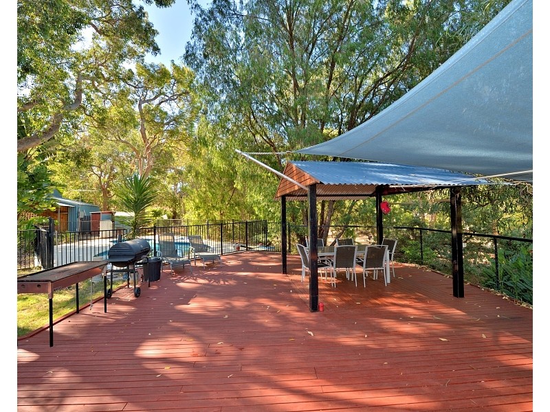 2 Crescent Drive, Bouvard WA 6211