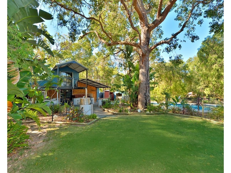 2 Crescent Drive, Bouvard WA 6211