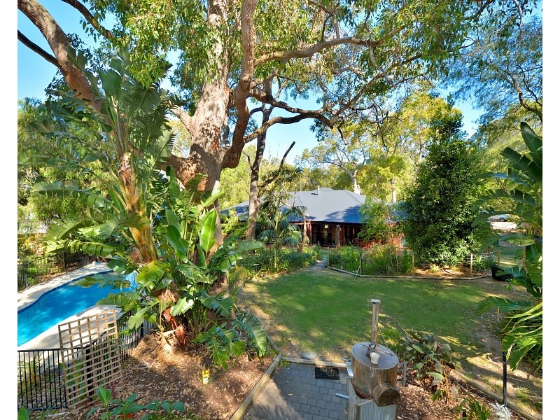 2 Crescent Drive, Bouvard WA 6211