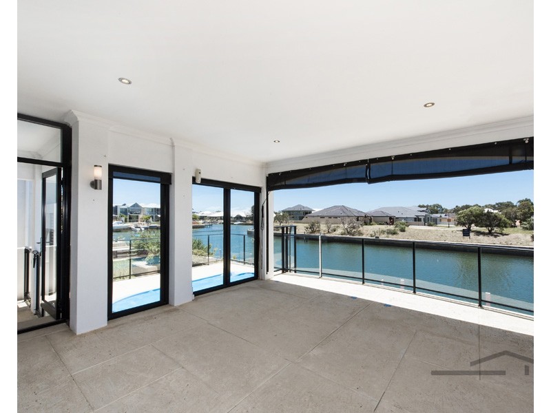 52 Erins Isle, Dudley Park WA 6210