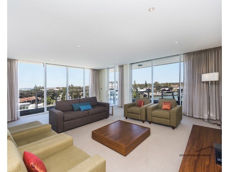 504/1 Marco Polo Drive, Mandurah WA 6210