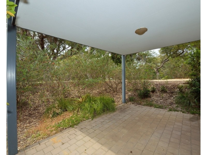 18 Golfers Retreat, Halls Head WA 6210