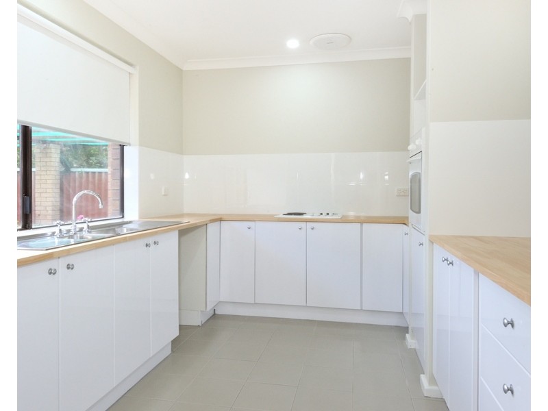 6 Blythwood Street, Dudley Park WA 6210