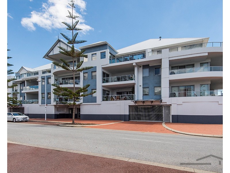9/1 Breakwater Parade, Mandurah WA 6210
