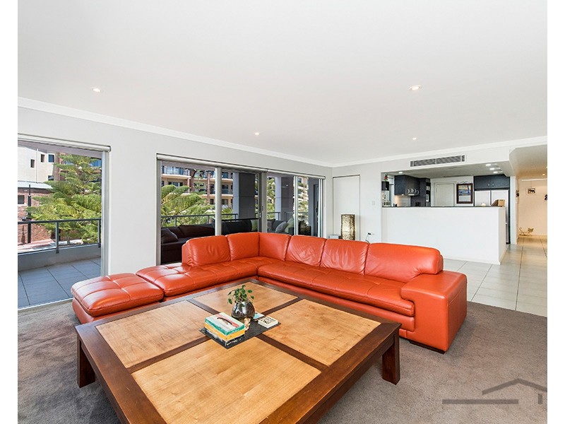 9/1 Breakwater Parade, Mandurah WA 6210