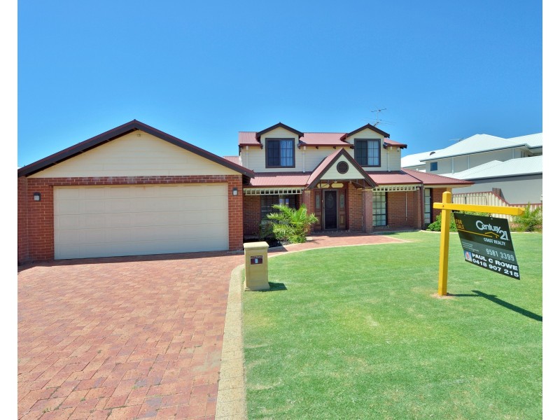 4 Leveque Loop, San Remo WA 6210