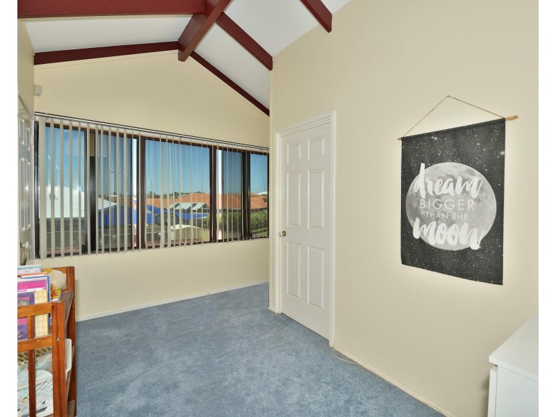 4 Leveque Loop, San Remo WA 6210