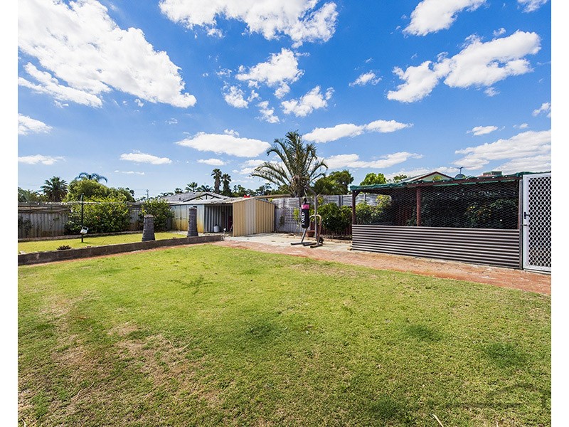 20 Tuart Road, Greenfields WA 6210