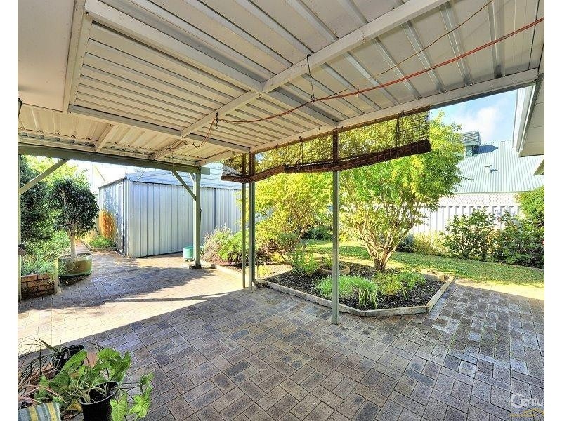 11 Denham Street, Dudley Park WA 6210