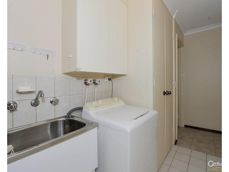 11 Denham Street, Dudley Park WA 6210