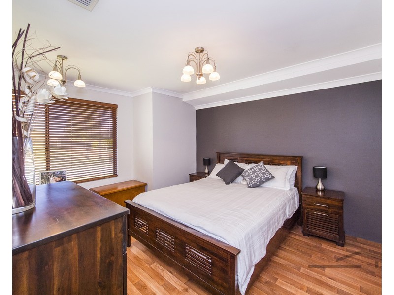 3 Noosa Drive, Secret Harbour WA 6173