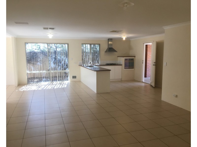 13 Yallingup Loop, Dawesville WA 6211