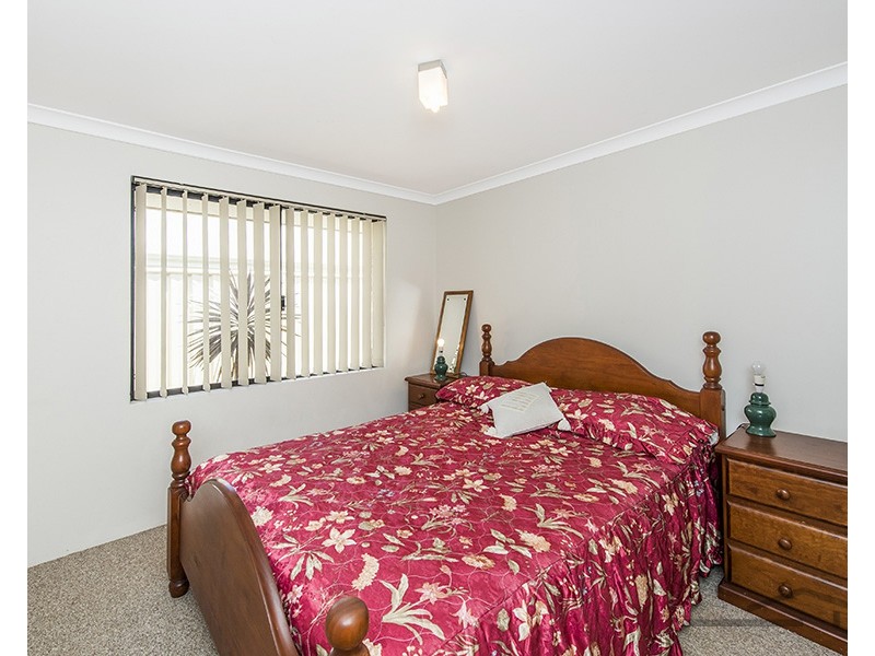 13 Malata Ridge, Lakelands WA 6180