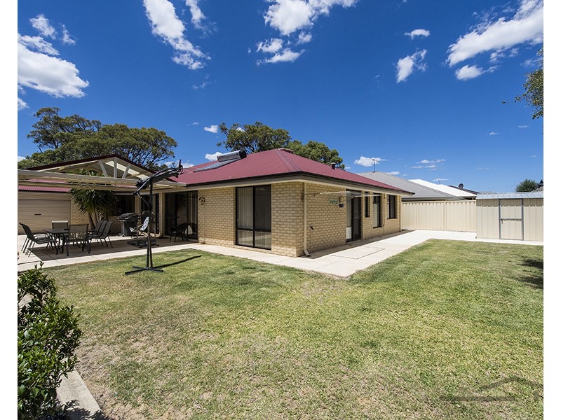 13 Malata Ridge, Lakelands WA 6180